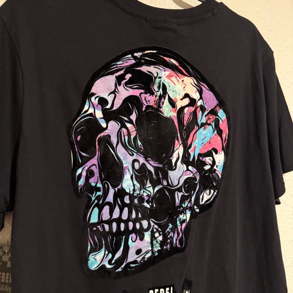 Rebels Vengeance Multicolor Skull Tee - Picture 6 of 8